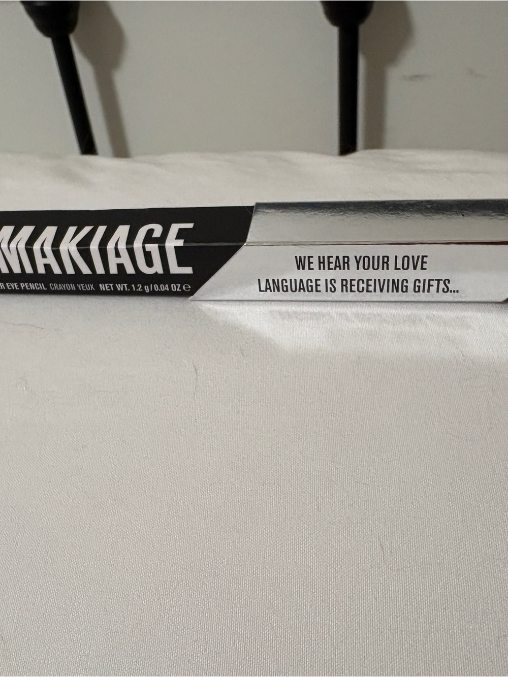 IL MAKIAGE Long-Wear Eyeliner Pencil in Black